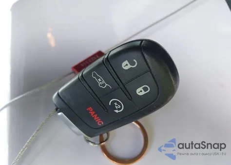 2017 Jeep Grand Cherokee Limited 4X4 z USA, uszkodzony, nr VIN 1C4RJFBG2HC844763